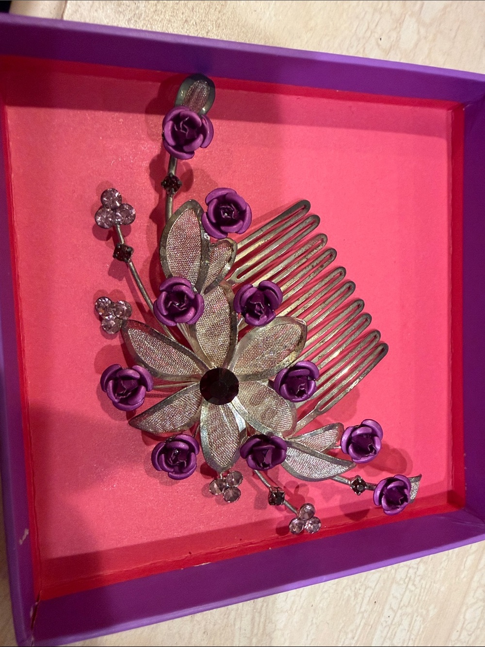 Floral Purple Hair Comb - Decorative Women's Hair Accessory